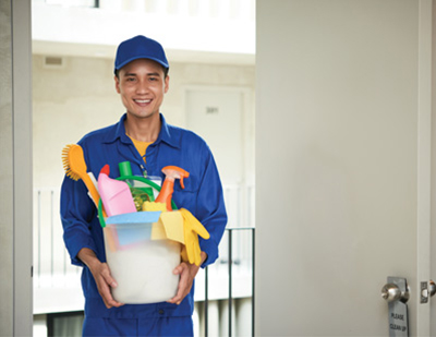Cleaning-&-Housekeeping